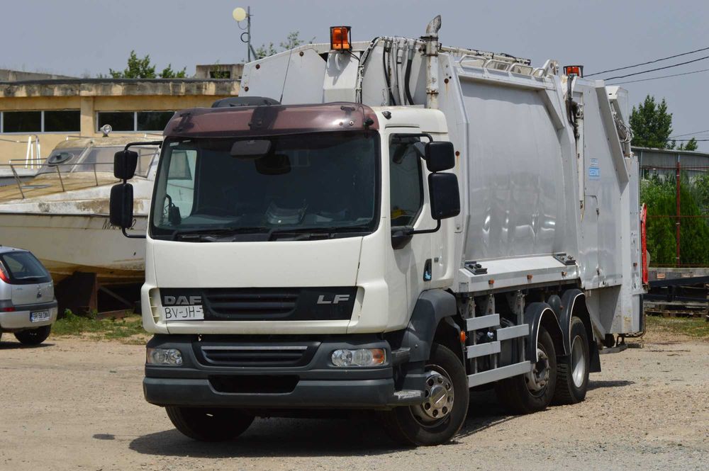 DAF Autospeciala Colectare Deseuri (Gunoi Menajer) CARTE RAR