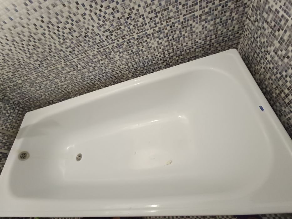 Металлическая ванна