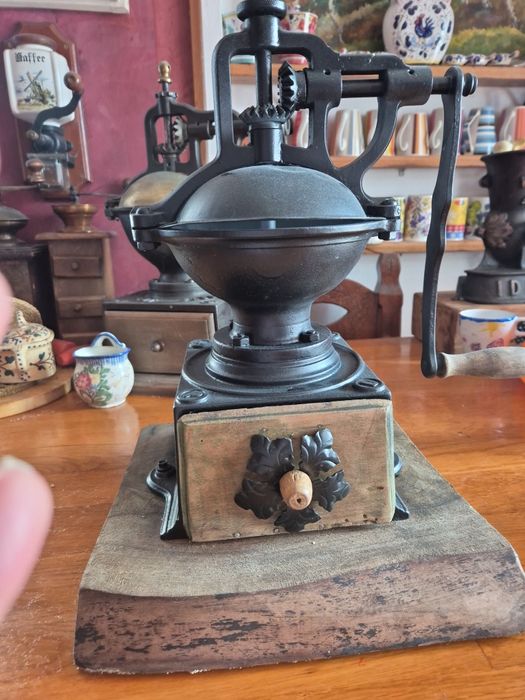 Rasnita vintage functionala