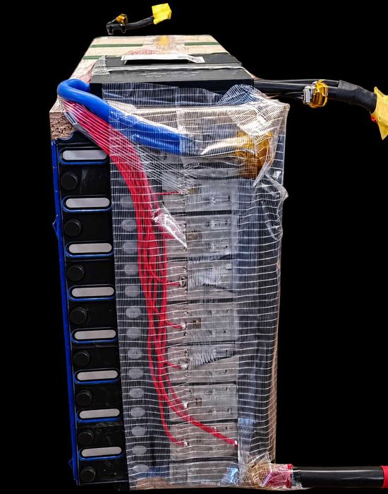 Baterie LiFePo4 48V 165Ah 8.5 Kwh celule Svolt zero cicluri, factura si garantie