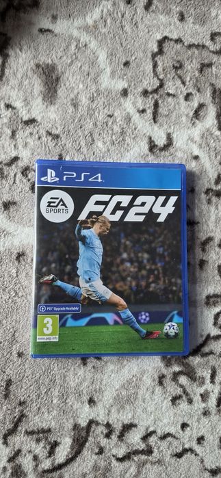 Продавам Ps4 slim 1TB(1000gb) +3 дискови игри + оригинален контролер