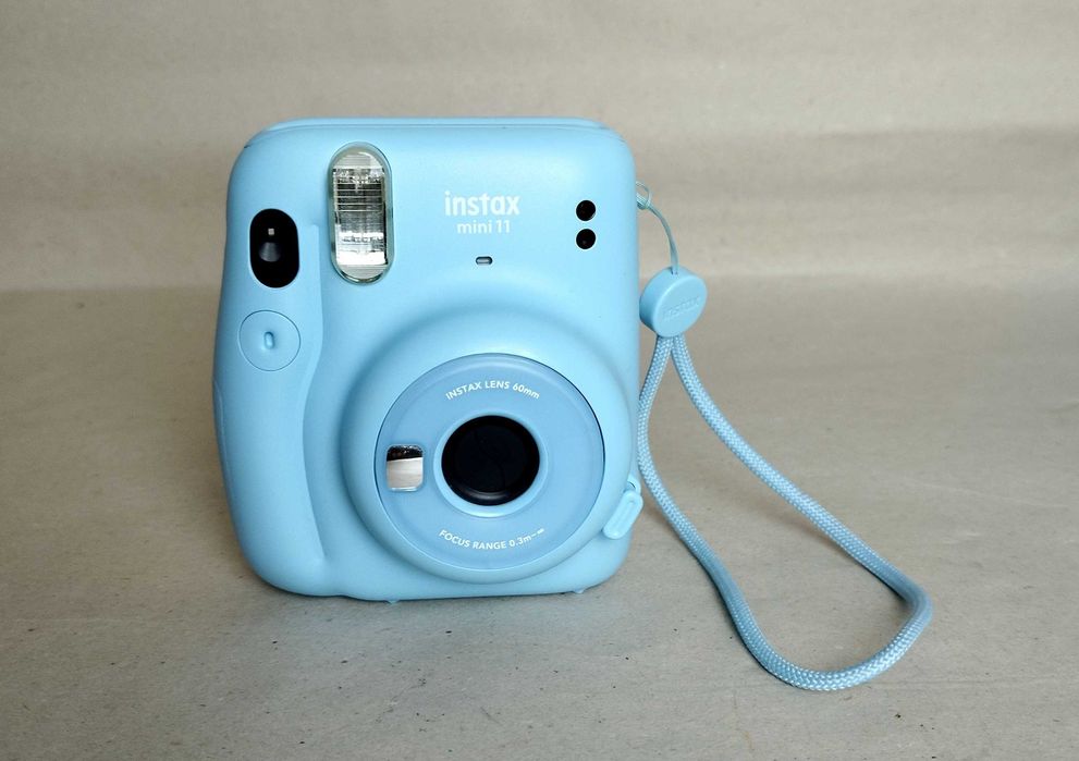 Фотоапарат за моментни снимки FUJIFILM INSTAX MINI 11
