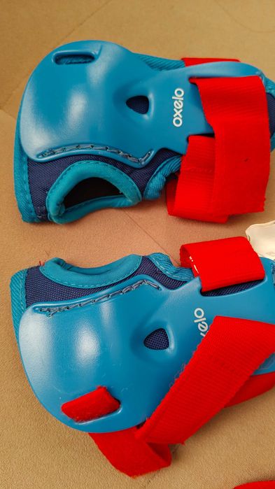 Комплект спортни протектори за ролери