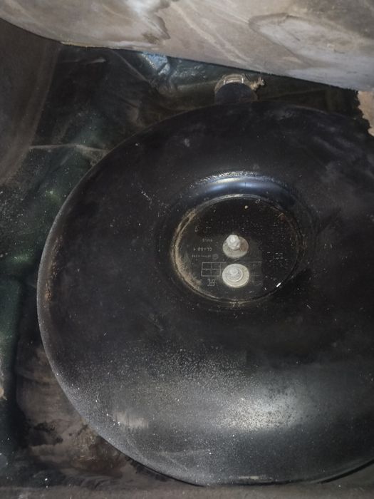 Не нахаду. Пробит блок цилиндров.