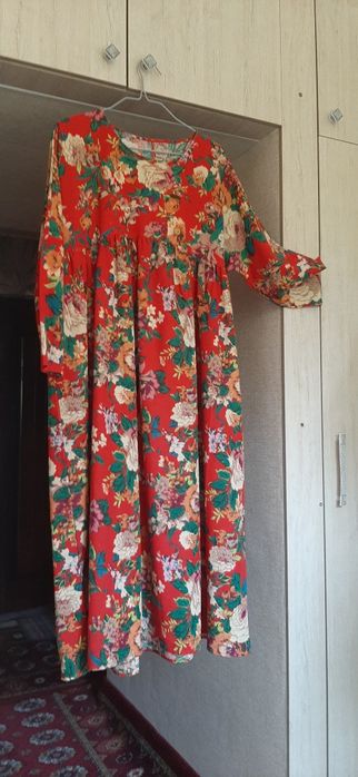 Продаётся льняное платье 50 размера