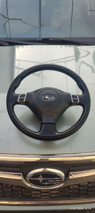 Руль  Subaru MOMO
