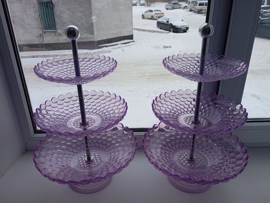 Продаются 2 конфетницы