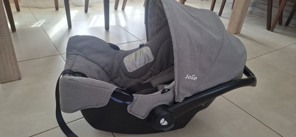Vând scoică auto Joie Gemm 0-13 kg