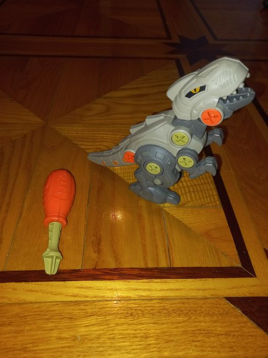 Продам игрушки конструкторы