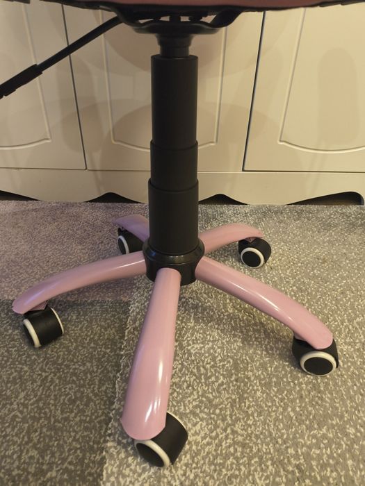 Розов детски стол Кити 54/49/79