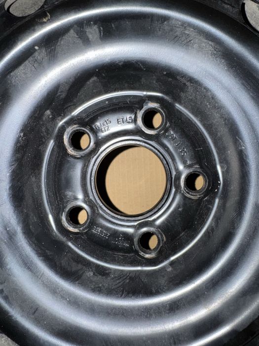 Оригинални зимни джанти Toyota Yaris 2024, 15 цола