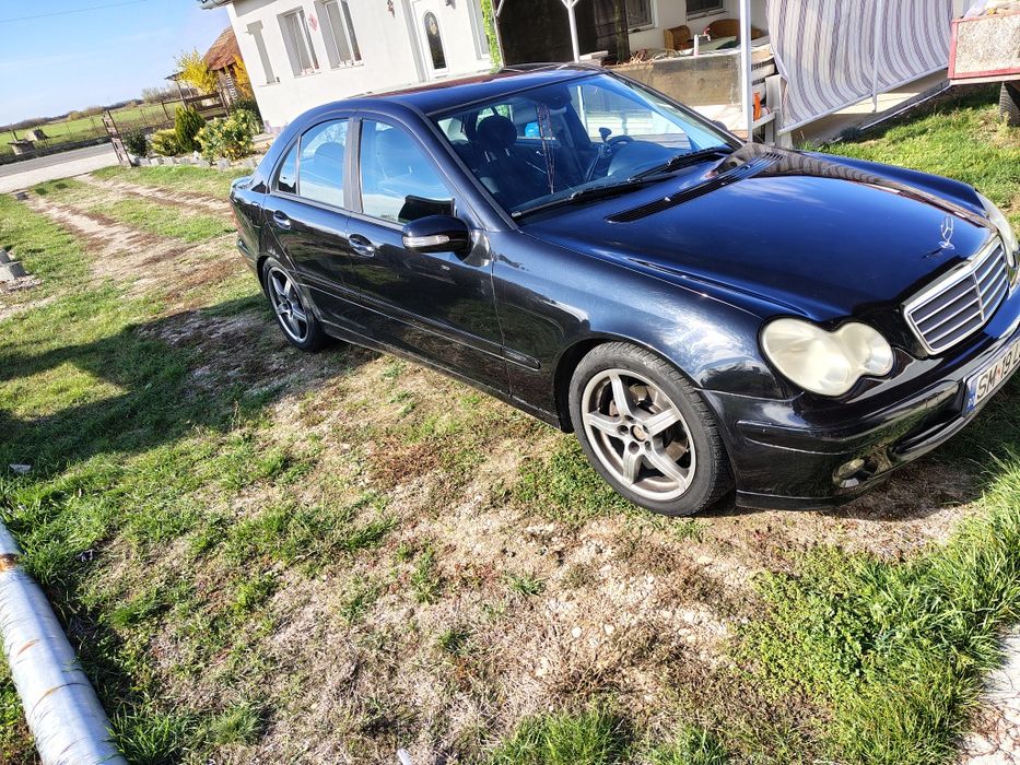 Mercedes-Benz C-Class benzină, 1.617 € — imagine 2