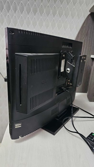 Телевизор Sony KDL-22BX20D