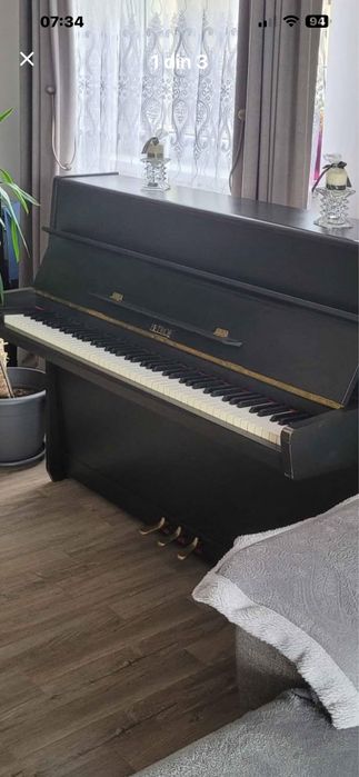 Pianină Petrof 1000 euro neg