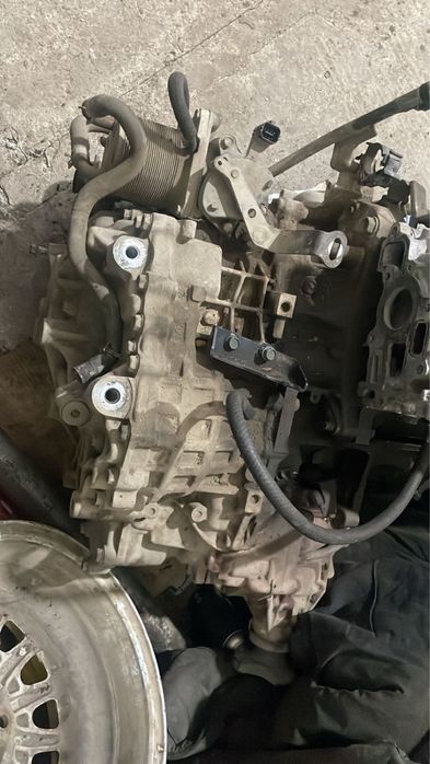 Продам мотор с коробкой Qashqai j10