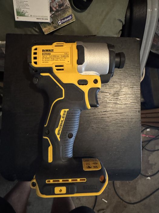 Dewalt dcf840 cu impact