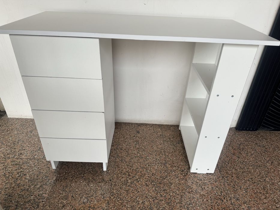 Рабочие столы новые