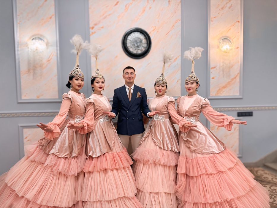 Ведущий тамада асаба