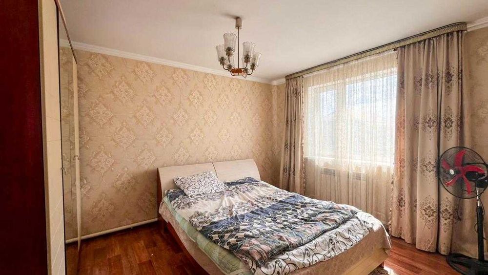 Продаю  % комнатный  дом СЗЖР