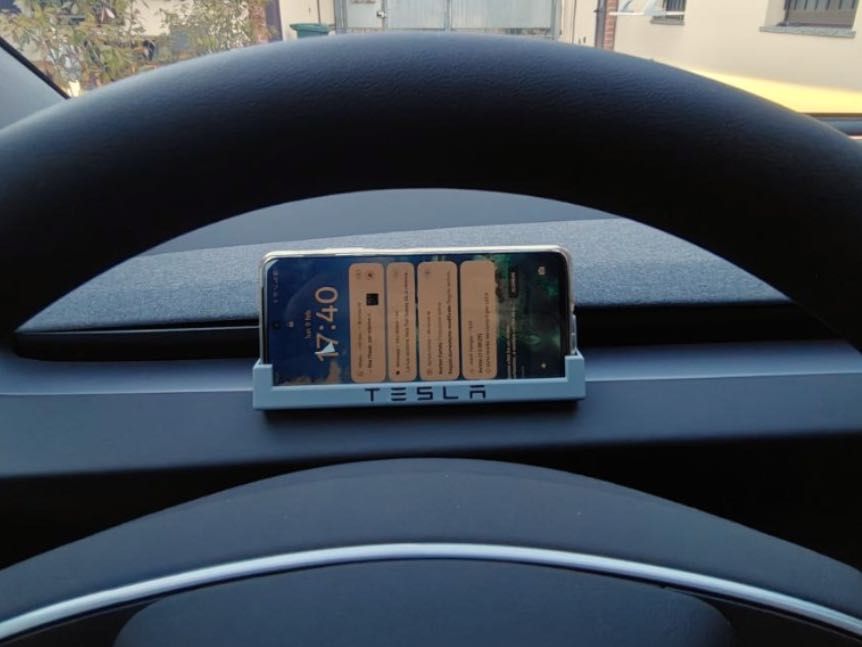 Suport telefon Tesla Model 3 Highland + grila ventilatie cadou