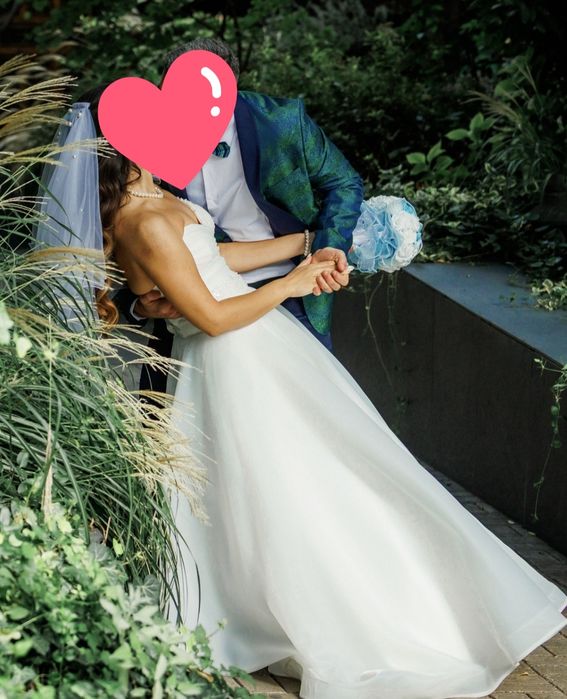 Булчинска рокля с корсет размер S до XL с було и перли