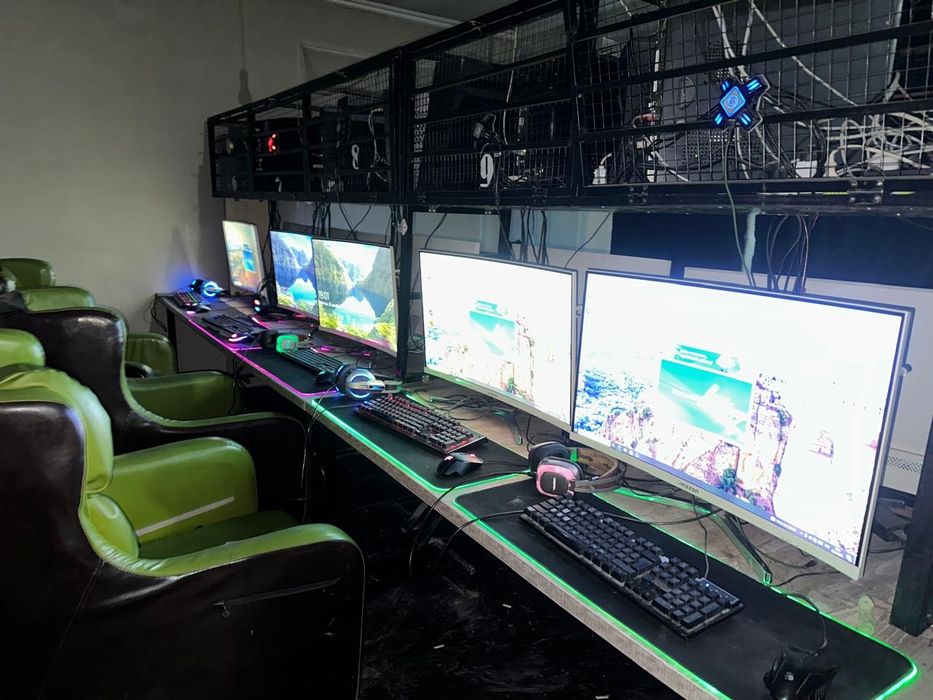 21 компьютеров для игротеки