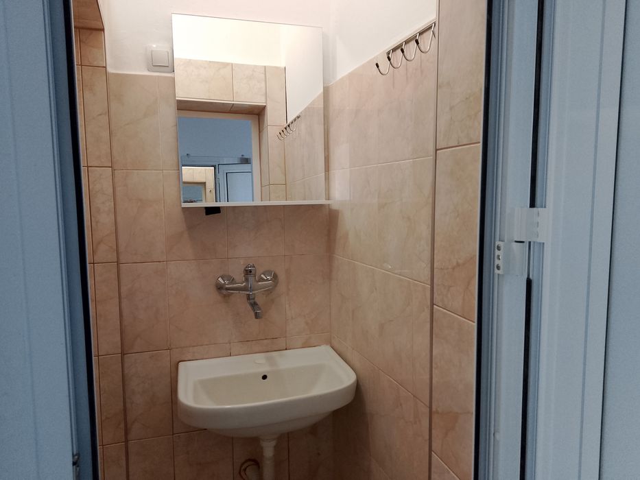 Дава се под наем Тристаен апартамент в Варна, Спортна зала - 90 кв.м за 510 € - Снимка #7