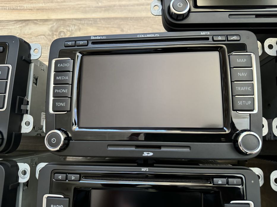 Оригинални медии и навигации за VW/SEAT/SKODA/Фолксваген/Сеат/Шкода