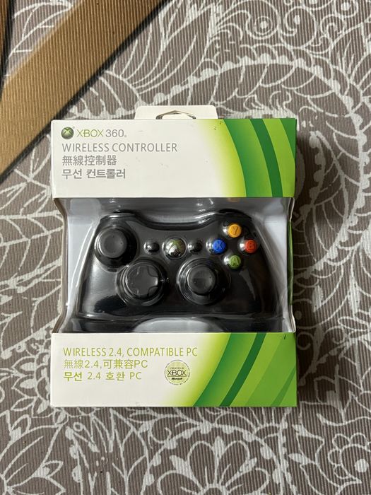 Продам джойстики Xbox 360