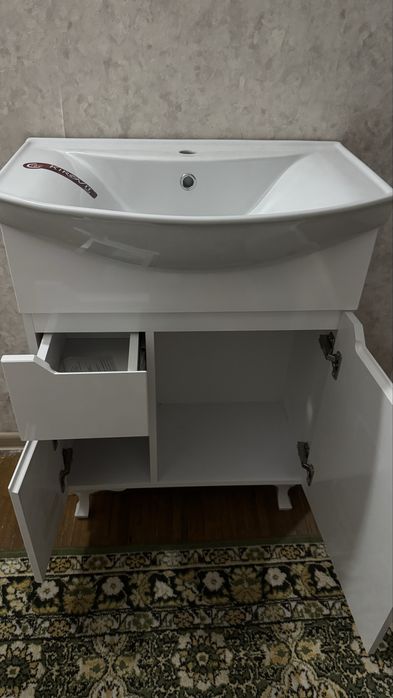 Абсолютно новая раковина