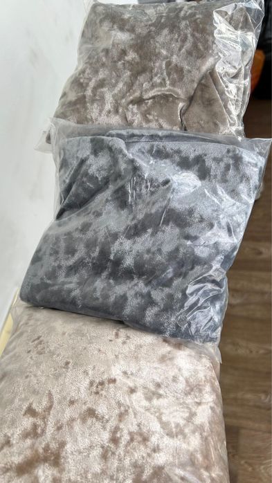 Бархатные чехлы на маленькие стулья