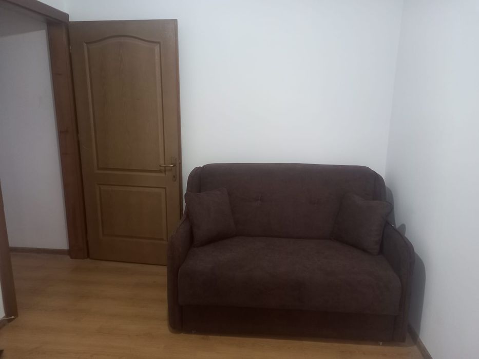 Închiriez apartament str 22 Decembrie-Radauti- Suceava