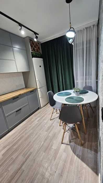 Сдается 2х комнатная квартира под субаренду Туран42  - Ханшатыр