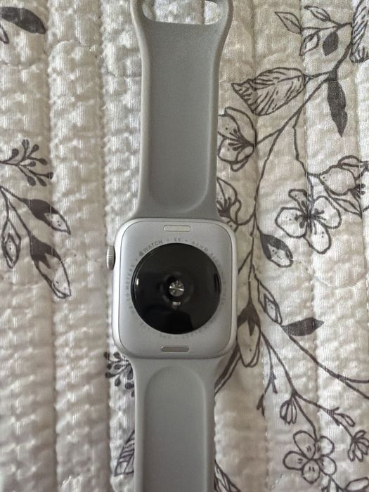 Apple watch на запчасти