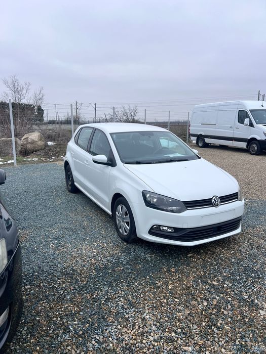 VW POLO, AN 2015