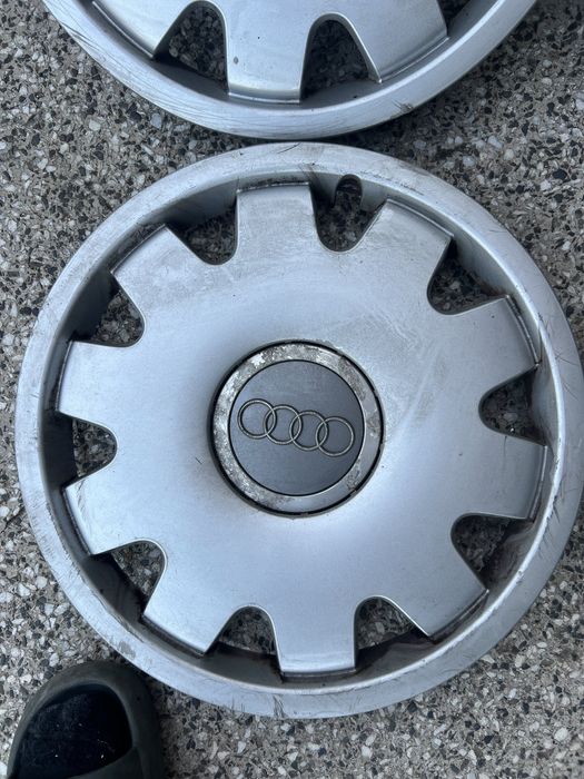 Тасове Ауди за 15" джанти
