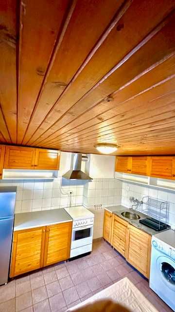 Дава се под наем Четиристаен апартамент в София, Левски - 110 кв.м за 650 € - Снимка #1