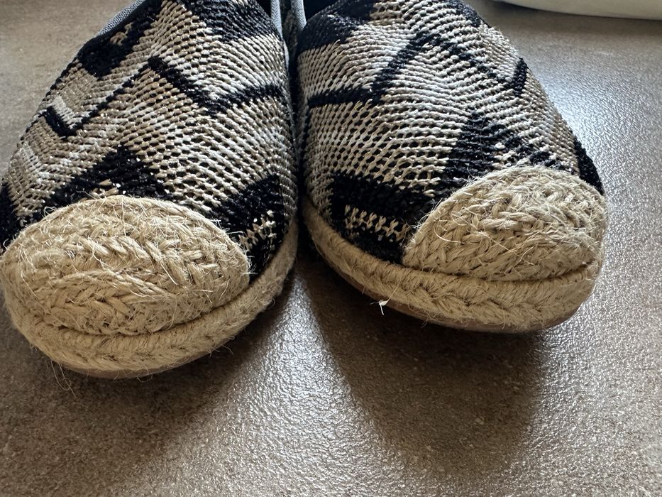 Еспадрили от няколко цвята