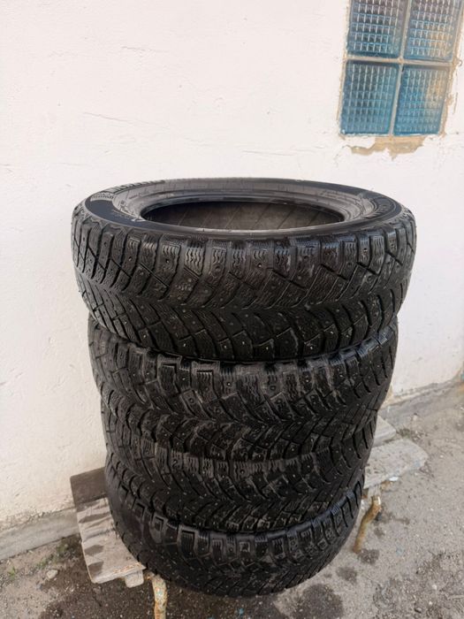 Продам шины на 15 Michelin