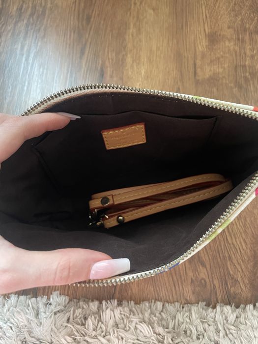 Чанта на Louis Vuitton