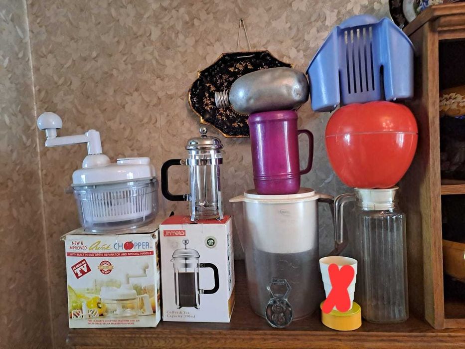 Фирменный   чайник -пресс, термос-кружка ,овощерезка