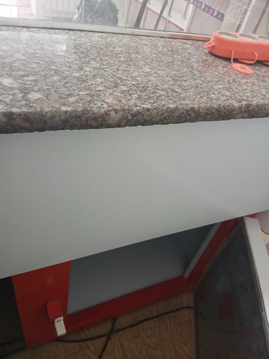 Прилавка Ветрина холодильник продаётся