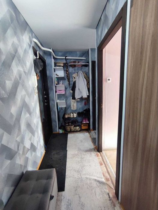 Продам двушку ДК Строитель с ремонтом