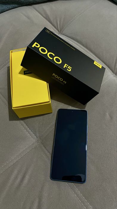 Сматрфон POCO F5