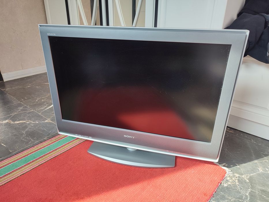 Продам телевизор Sony.