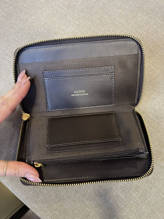 Guess мъжки портфейл