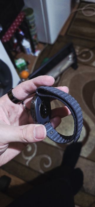 Galaxy watch 8 40MM LTE + подарък Кайшка