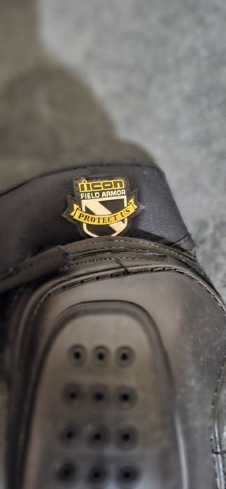 ICON Field Armor  гръб ,налакътници и наколенки
