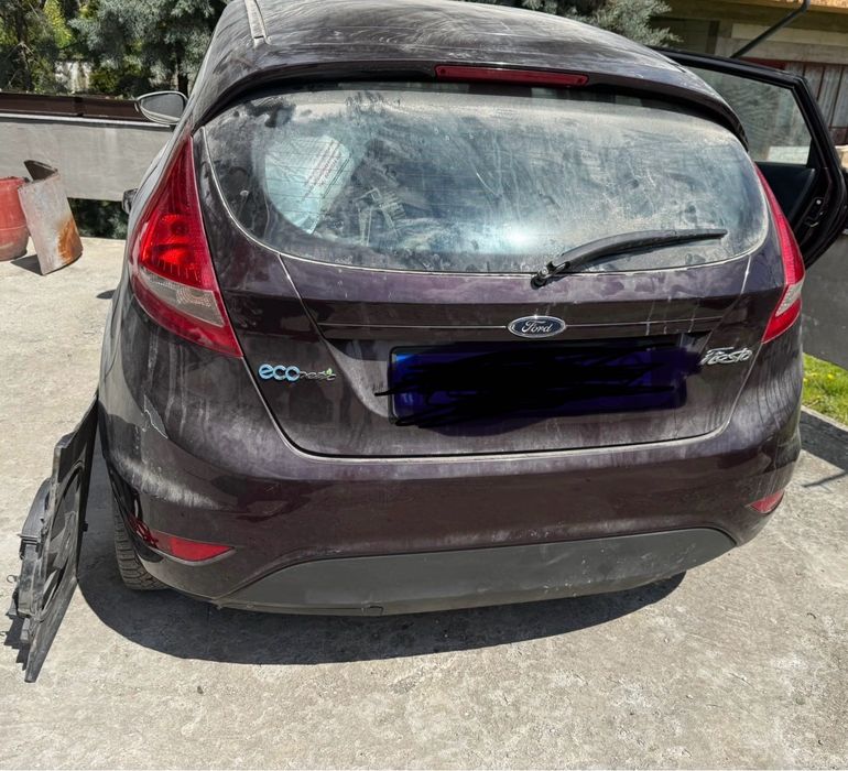 Dezmembrez Ford Fiesta – multe piese disponibile!