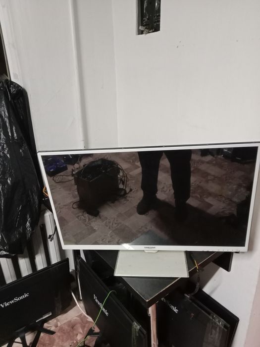 Продам мониторы 32 диоганаль 60гц